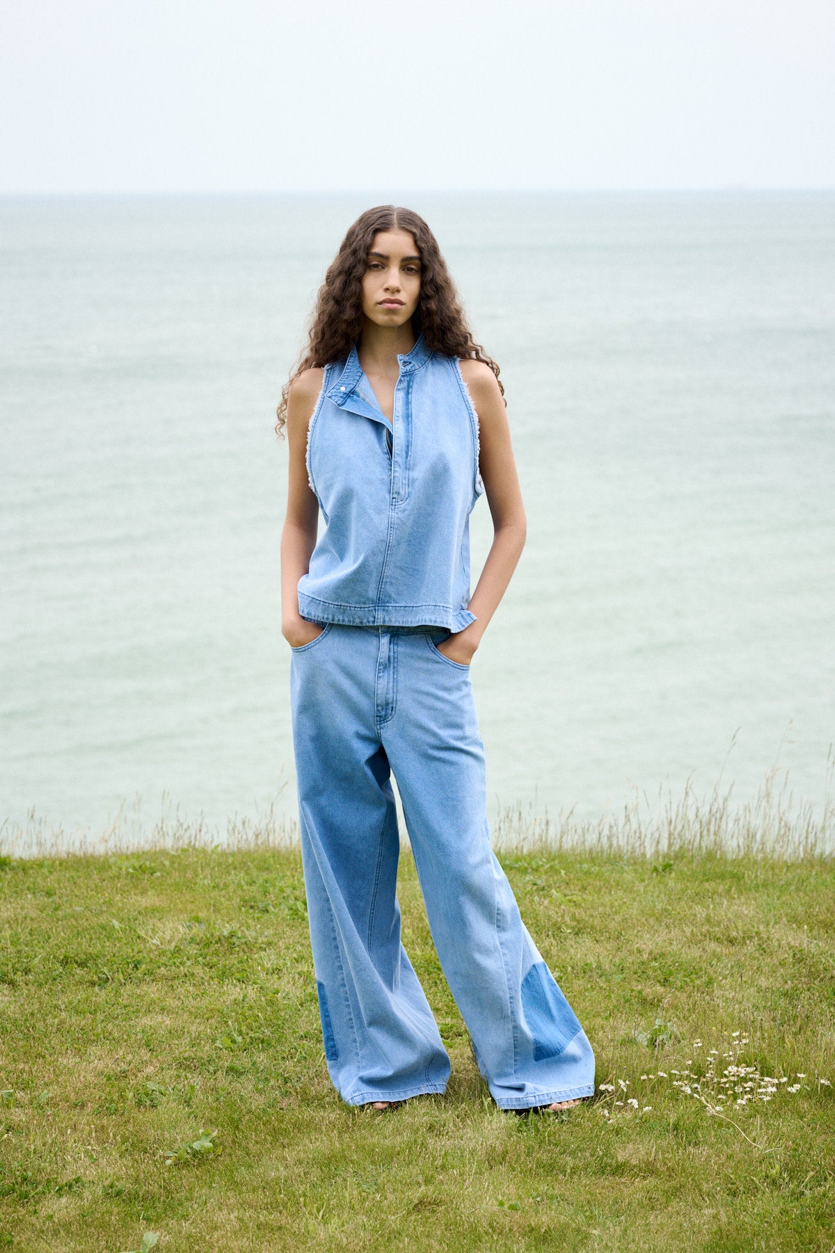 Faya - Light denim halter top I Light washed denim 5 - Rabens Saloner