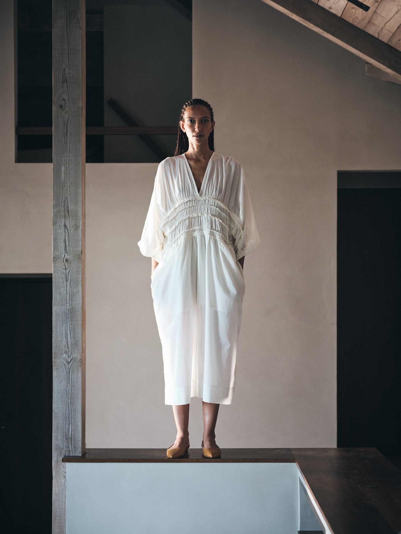 Ina - Voile frill gathered dress I Chalk 8 - Rabens Saloner
