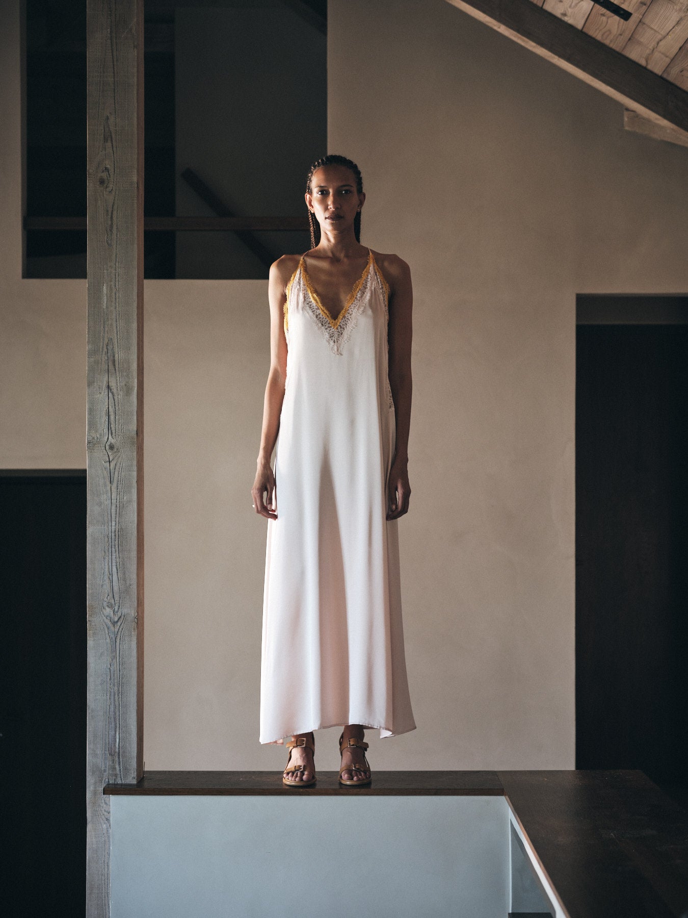 Chefira - Contrast lace camisole dress I Light rose 7 - Rabens Saloner