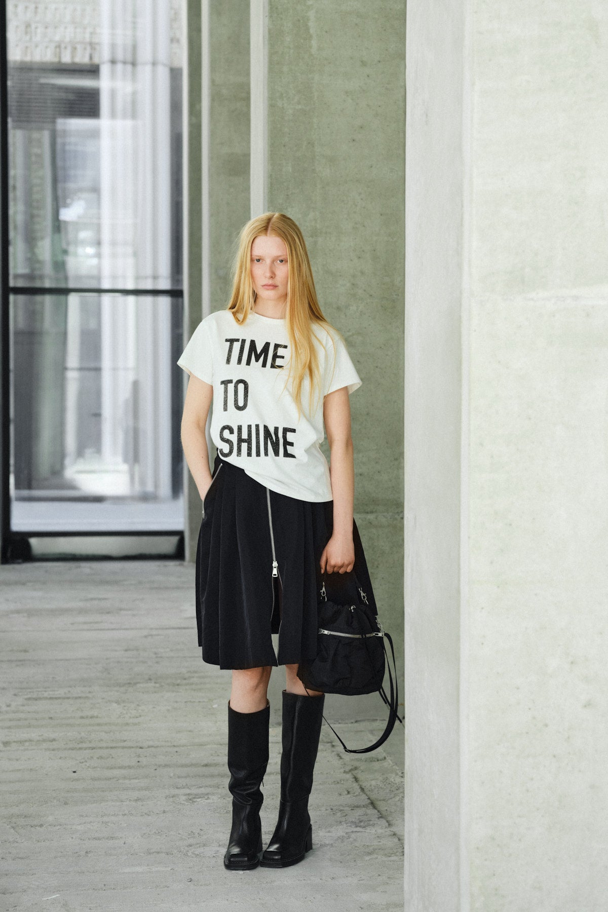 Ambla - Time to shine t-shirt I Tobacco 5 - Rabens Saloner