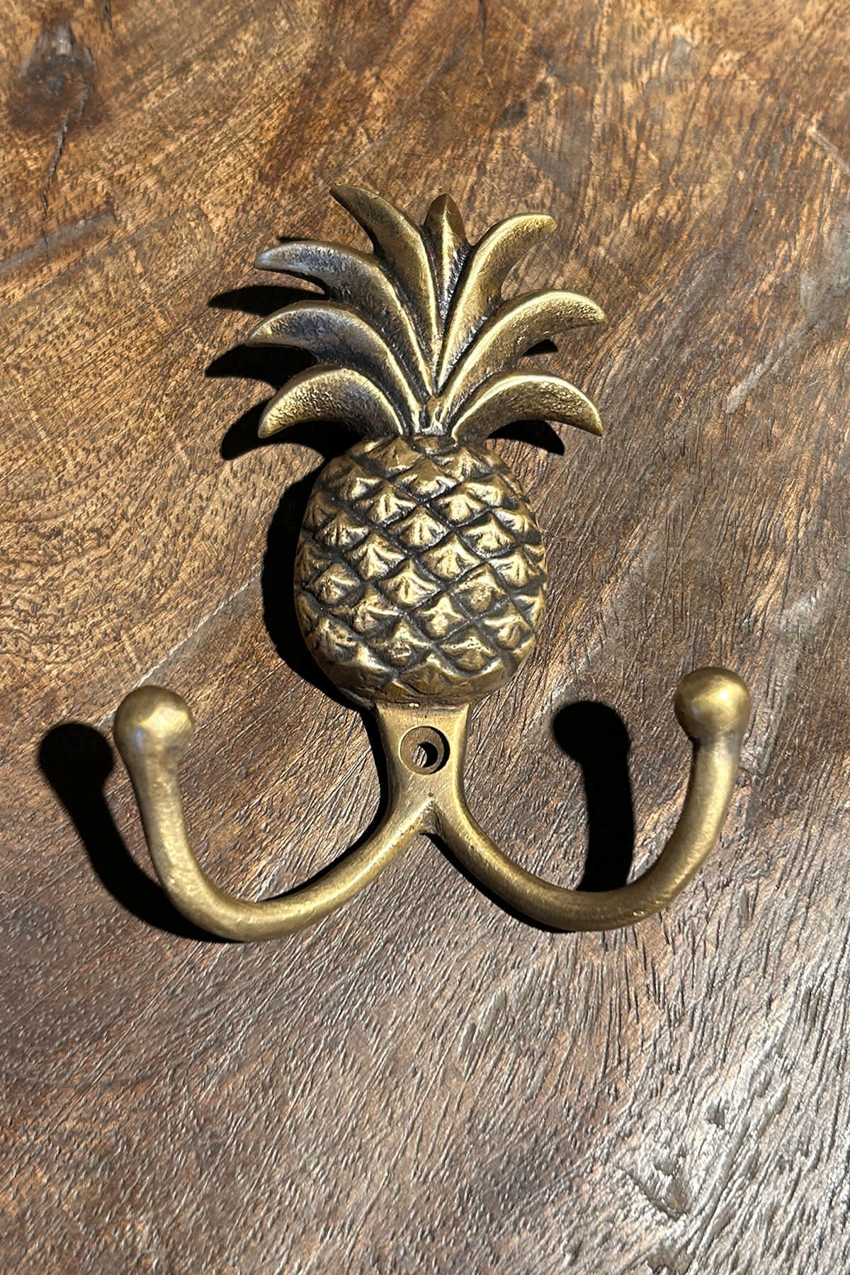Pineapple w/ 2 hooks - Rabens Apartment I Matte Brass 3 - Rabens Saloner