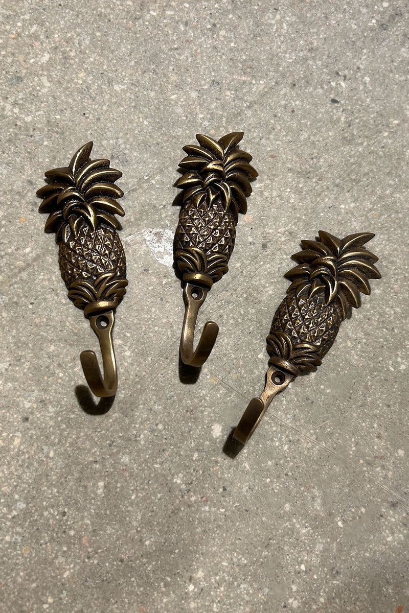 Small Pineapple Hook - Rabens Apartment I Matte Brass 3 - Rabens Saloner