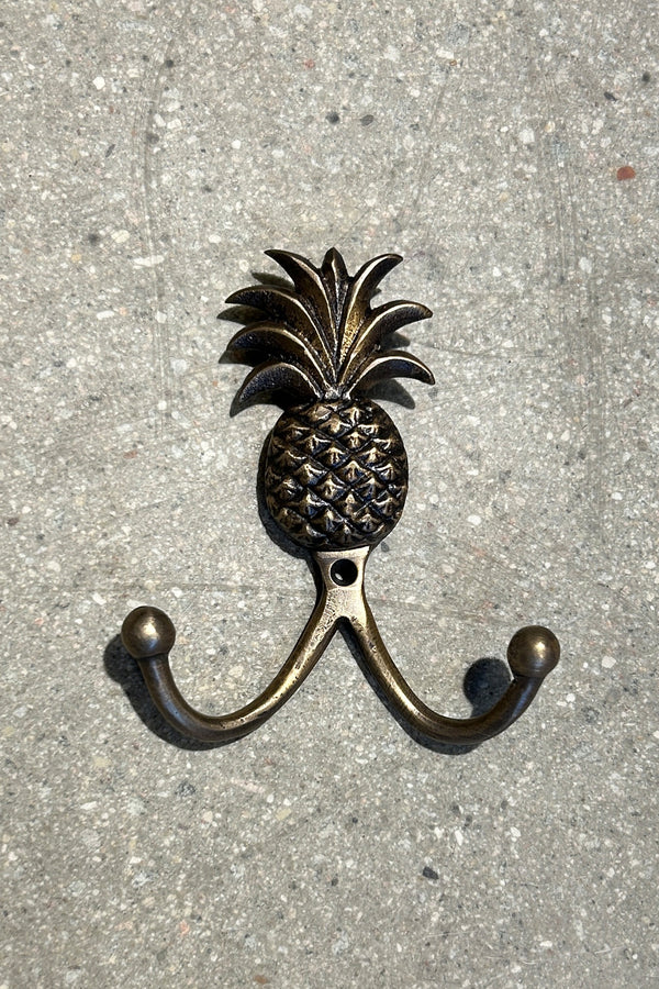 Pineapple w/ 2 hooks - Rabens Apartment I Matte Brass 2 - Rabens Saloner