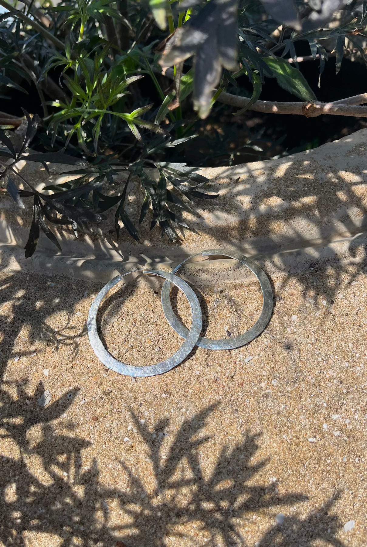Nafsu - Silver hammered hoop M I Silver 4 - Rabens Saloner