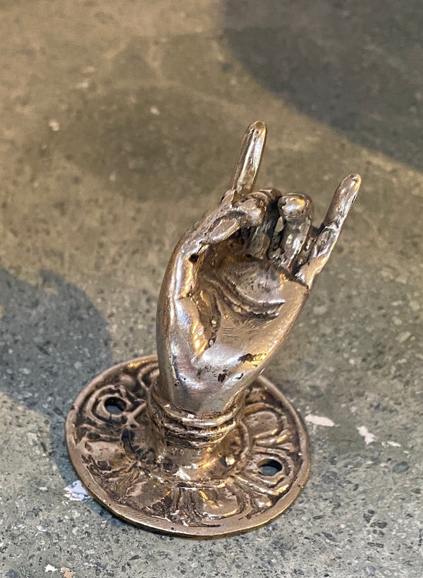 Mini Brass Hand - Hand I Silver    2 - Rabens Saloner