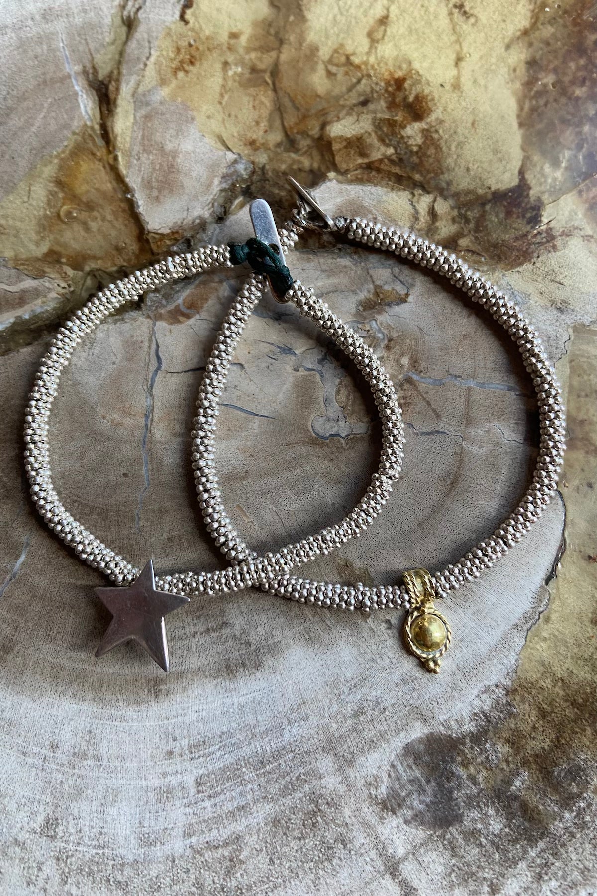 Nafsu - Bead bracelet w/gold pendant    1 - Rabens Saloner