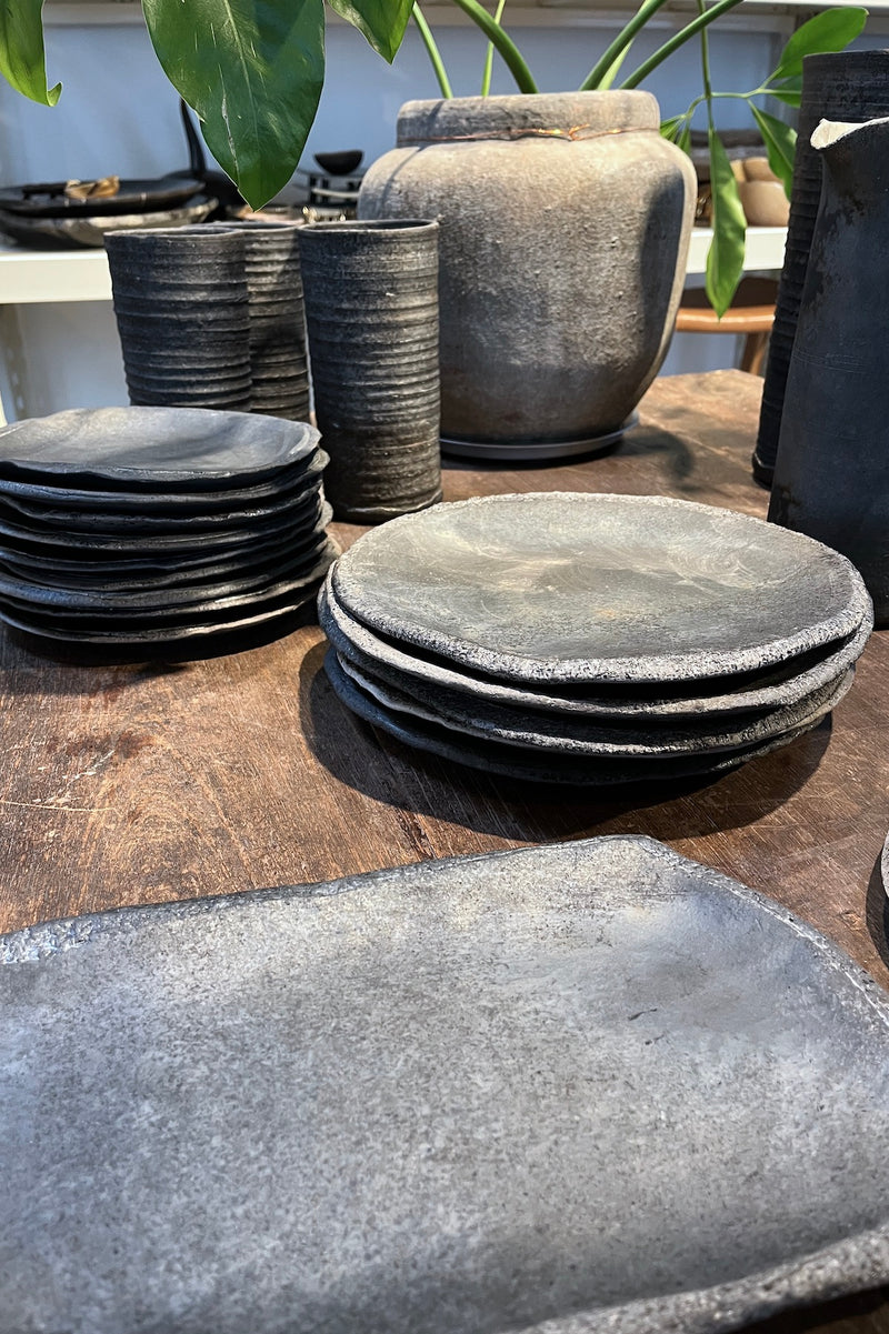 Handmade ceramic plate I Small - Visby Ceramics