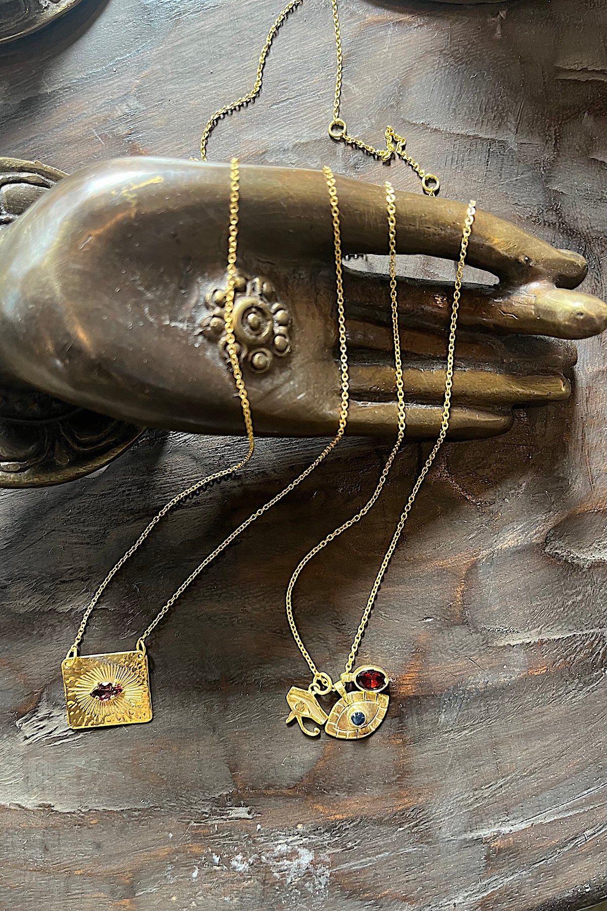 Nafsu - Escapulario necklace I Purple stone    4 - Rabens Saloner