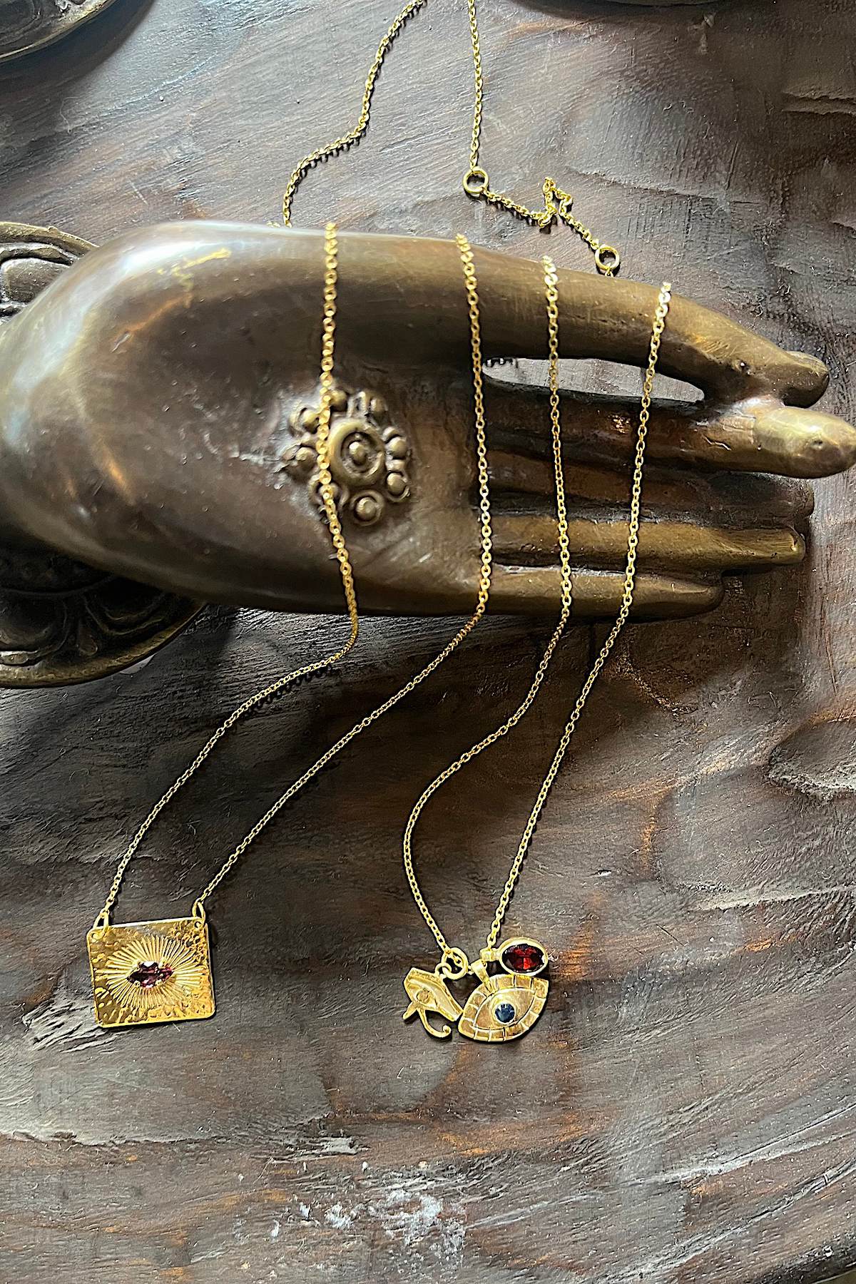 Nafsu - Escapulario necklace I Purple stone 4 - Rabens Saloner