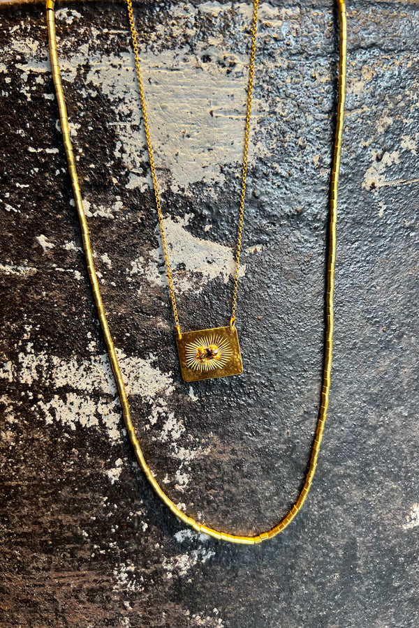 Gold escapulario necklace - Nafsu I Purple stone