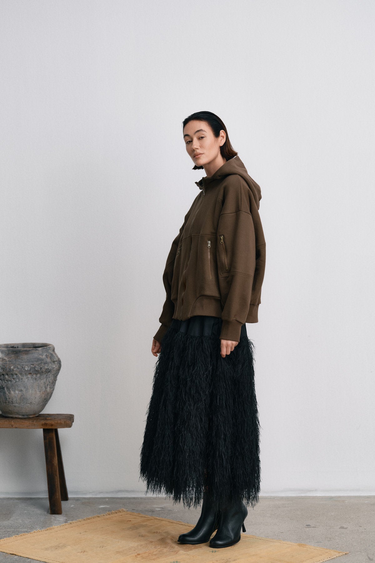 Magna - Plume combo full skirt I PRE-ORDER I Black 6 - Rabens Saloner