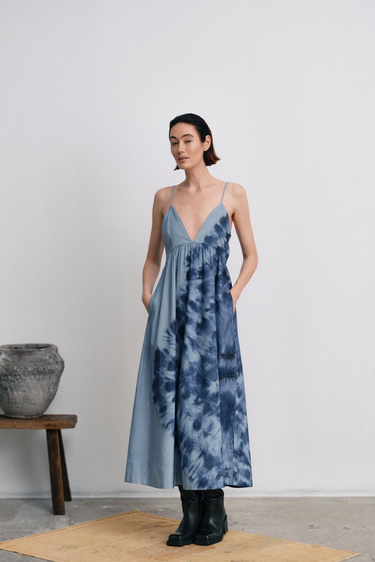Maple - Lava v-front dress I Blue combo 6 - Rabens Saloner