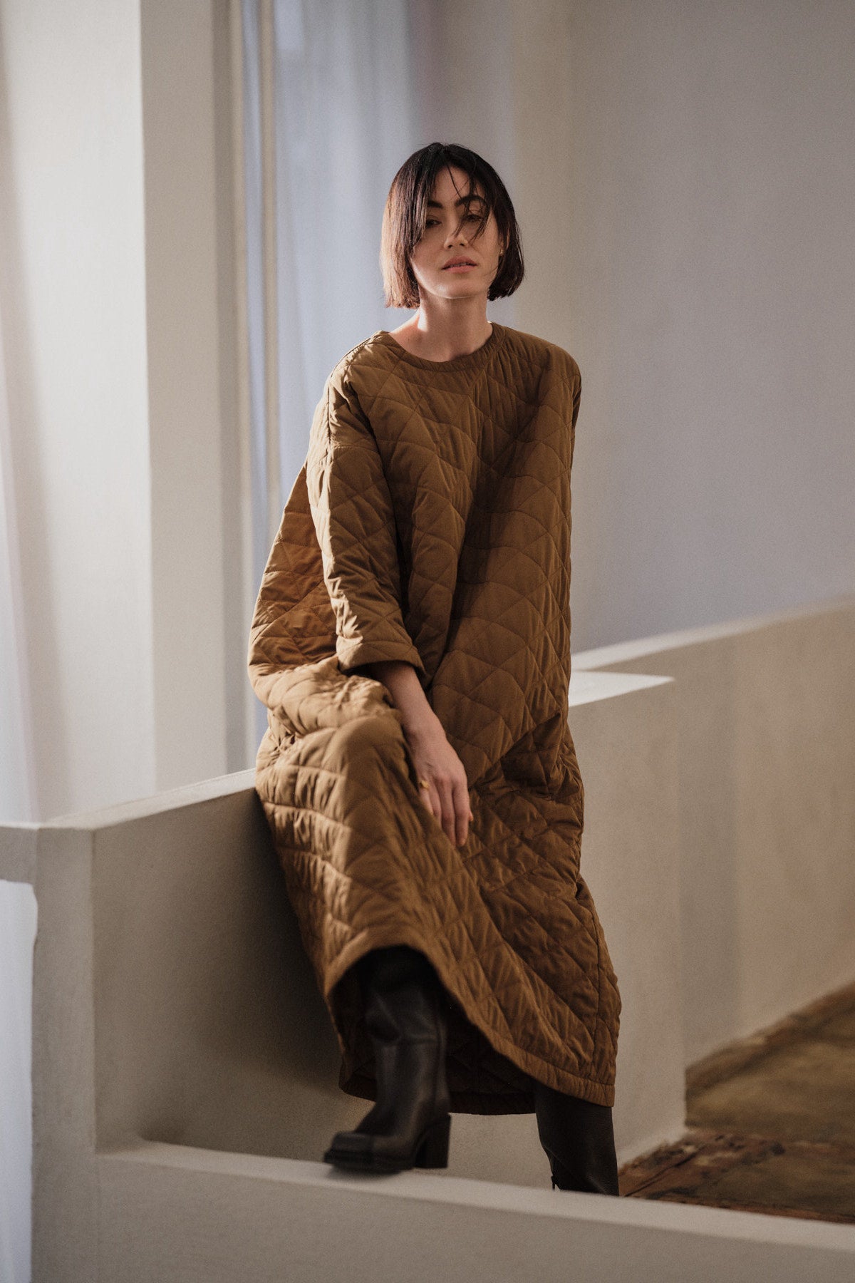 Pamala - Tech quilt dress I Chestnut 8 - Rabens Saloner