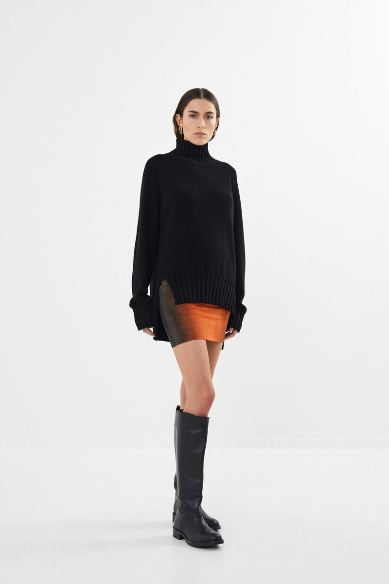 Saoirse - Jagged split sweater I Black    2 - Rabens Saloner