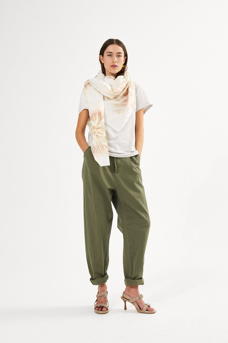 Raina - Canvas light pleat pant I Deep green 2 - Rabens Saloner