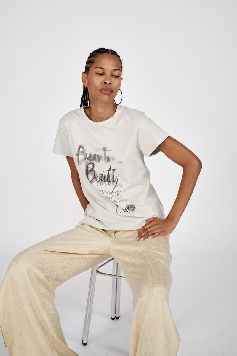 Ambla - Beauty t-shirt I Faded black 3 - Rabens Saloner