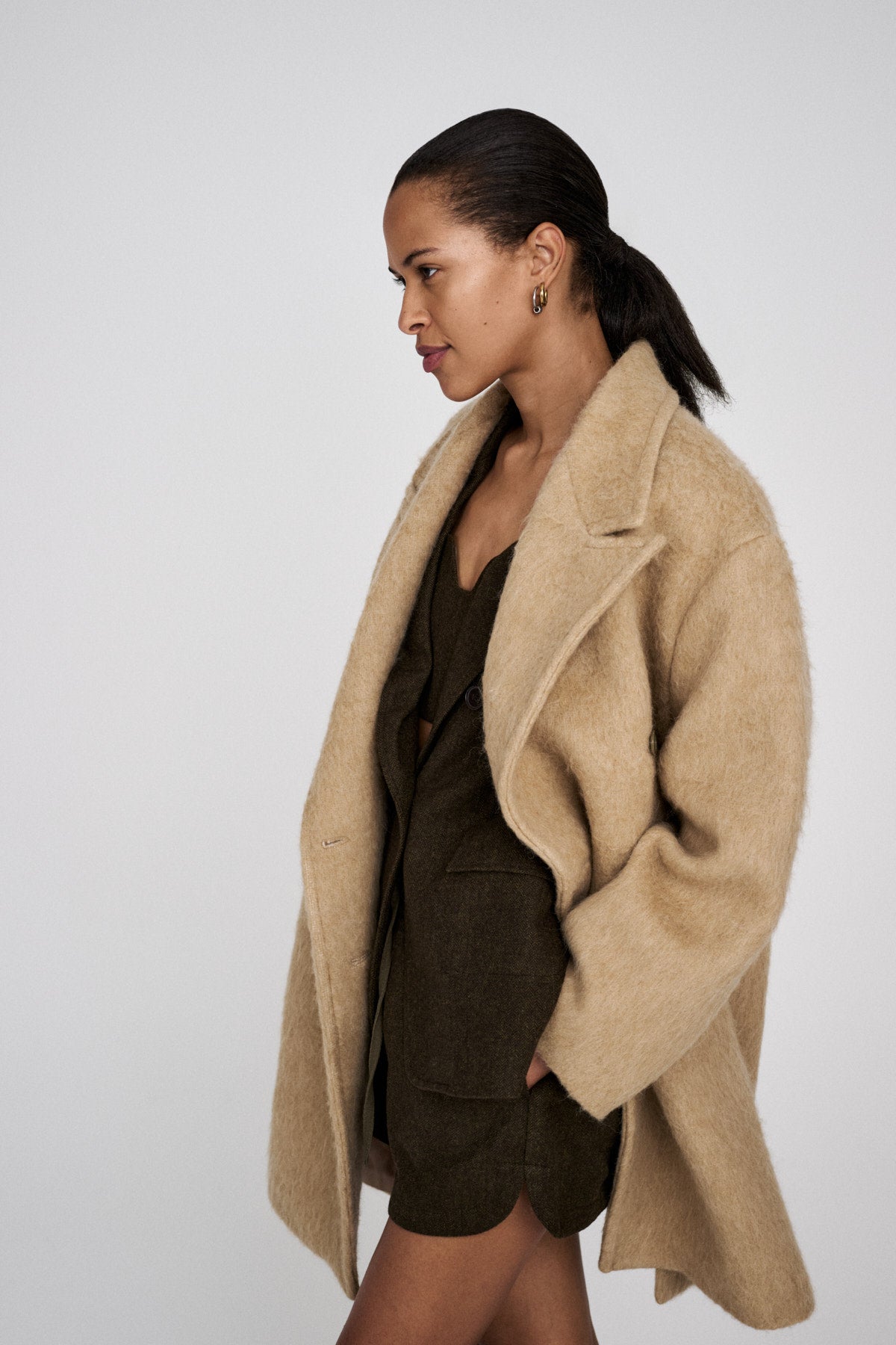 Leanna - Fuzzy oversized coat I Oatmeal 2 - Rabens Saloner