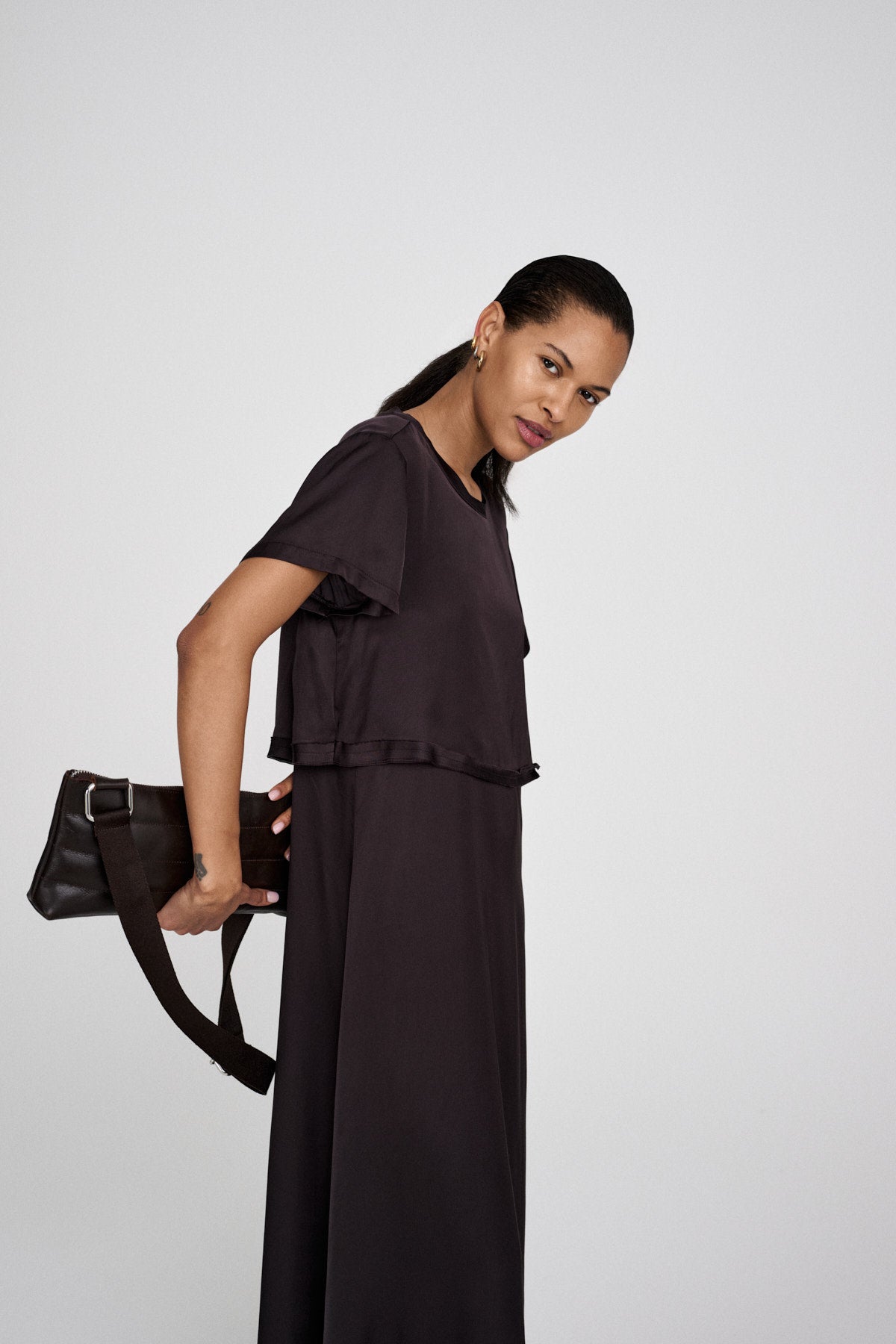 Nat - Lush t-shirt dress I After dark 2 - Rabens Saloner