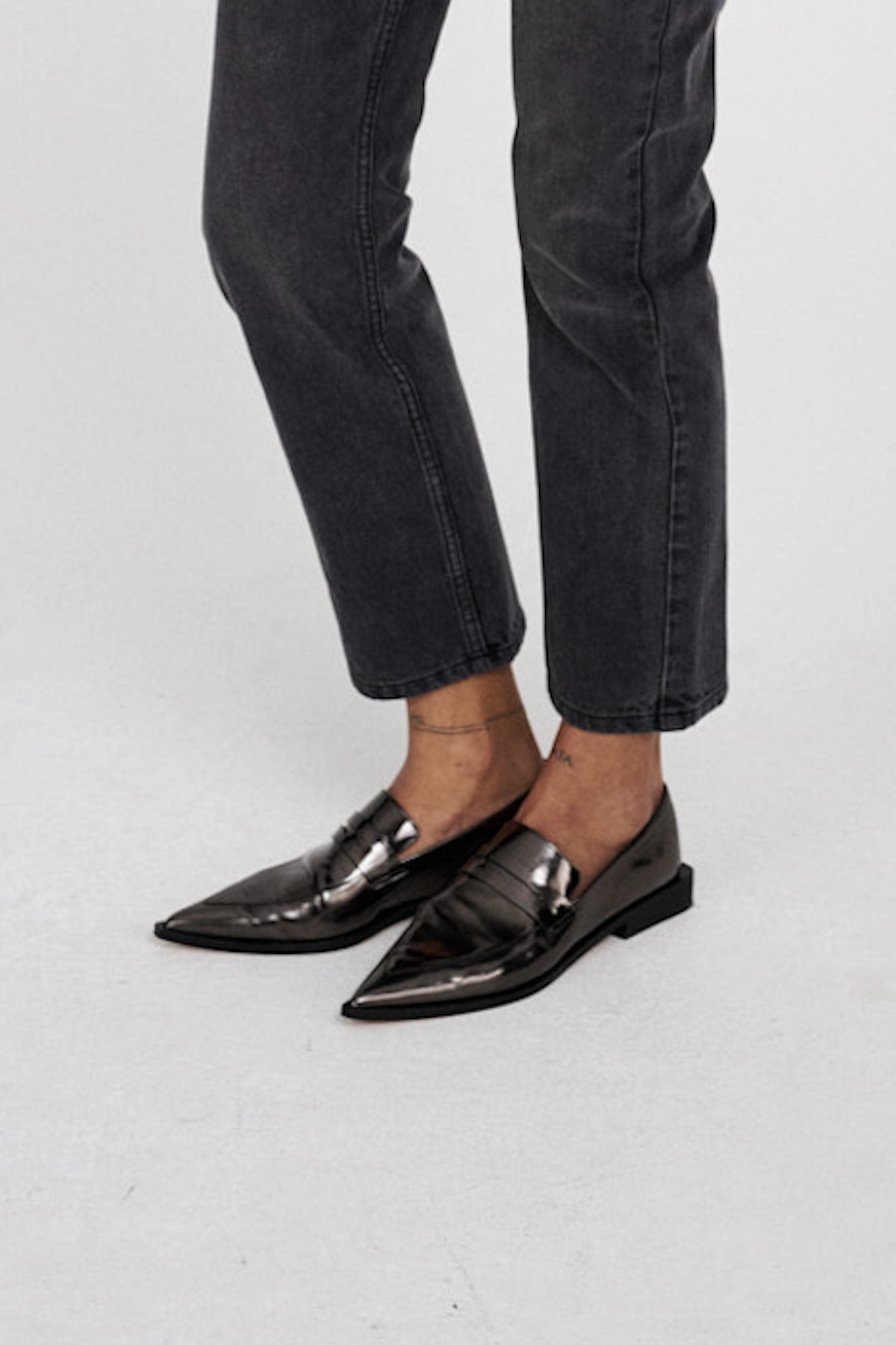 Nolia - Pointy loafer shoe I Metallic black Metallic black 36 1 - Rabens Saloner