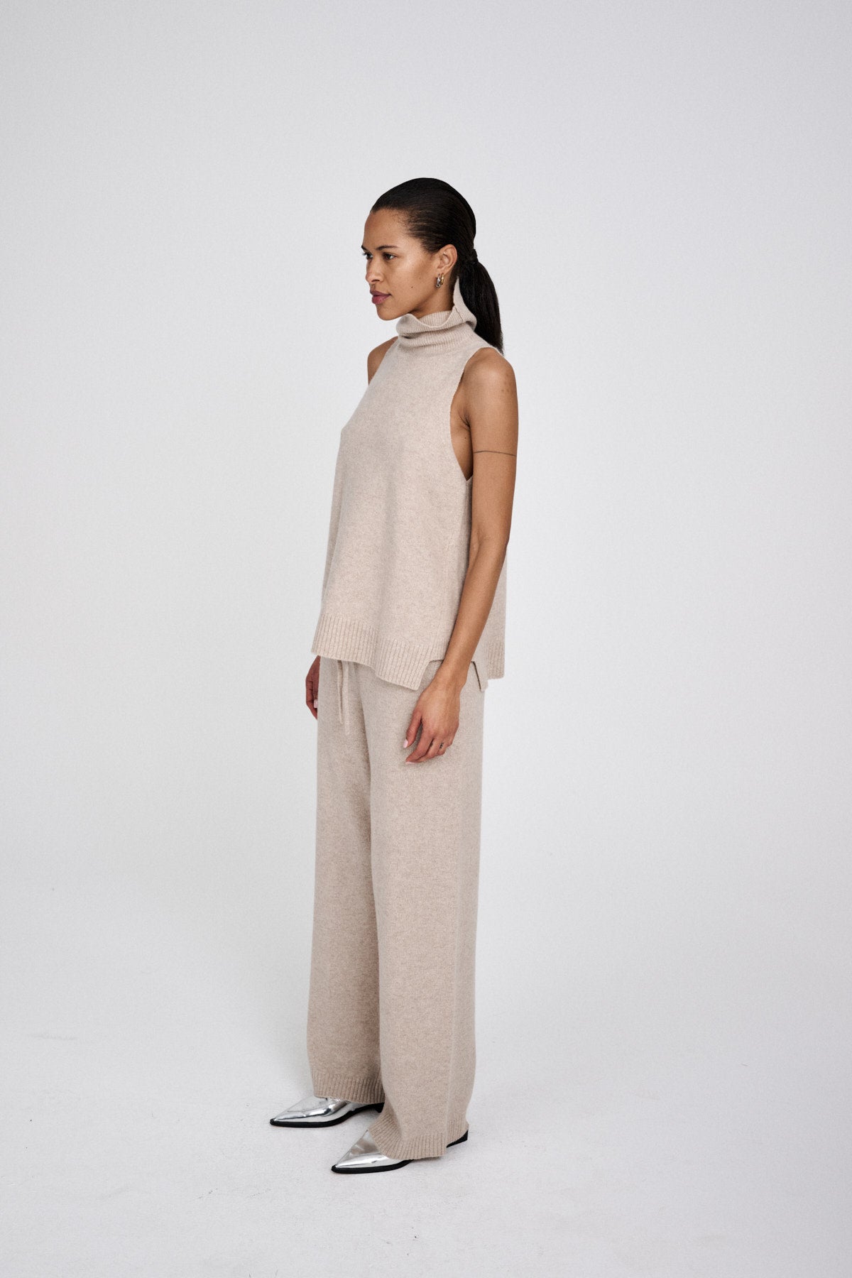 Dianne - Pure wool lounge pants I Oatmeal 3 - Rabens Saloner