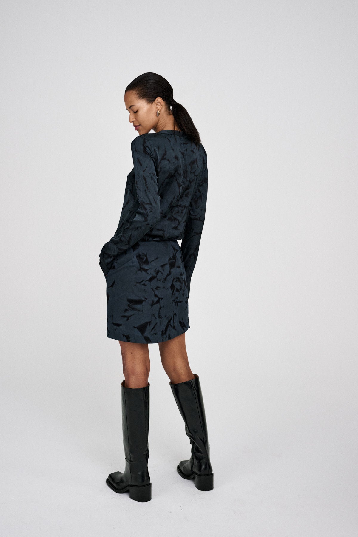 Agnia - Crystal tube blouse I Midnight black combo 2 - Rabens Saloner