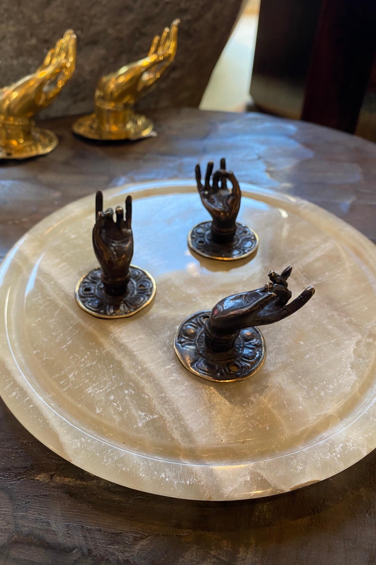 Mini Brass Hand - Hand I Matte Brass 2 - Rabens Saloner