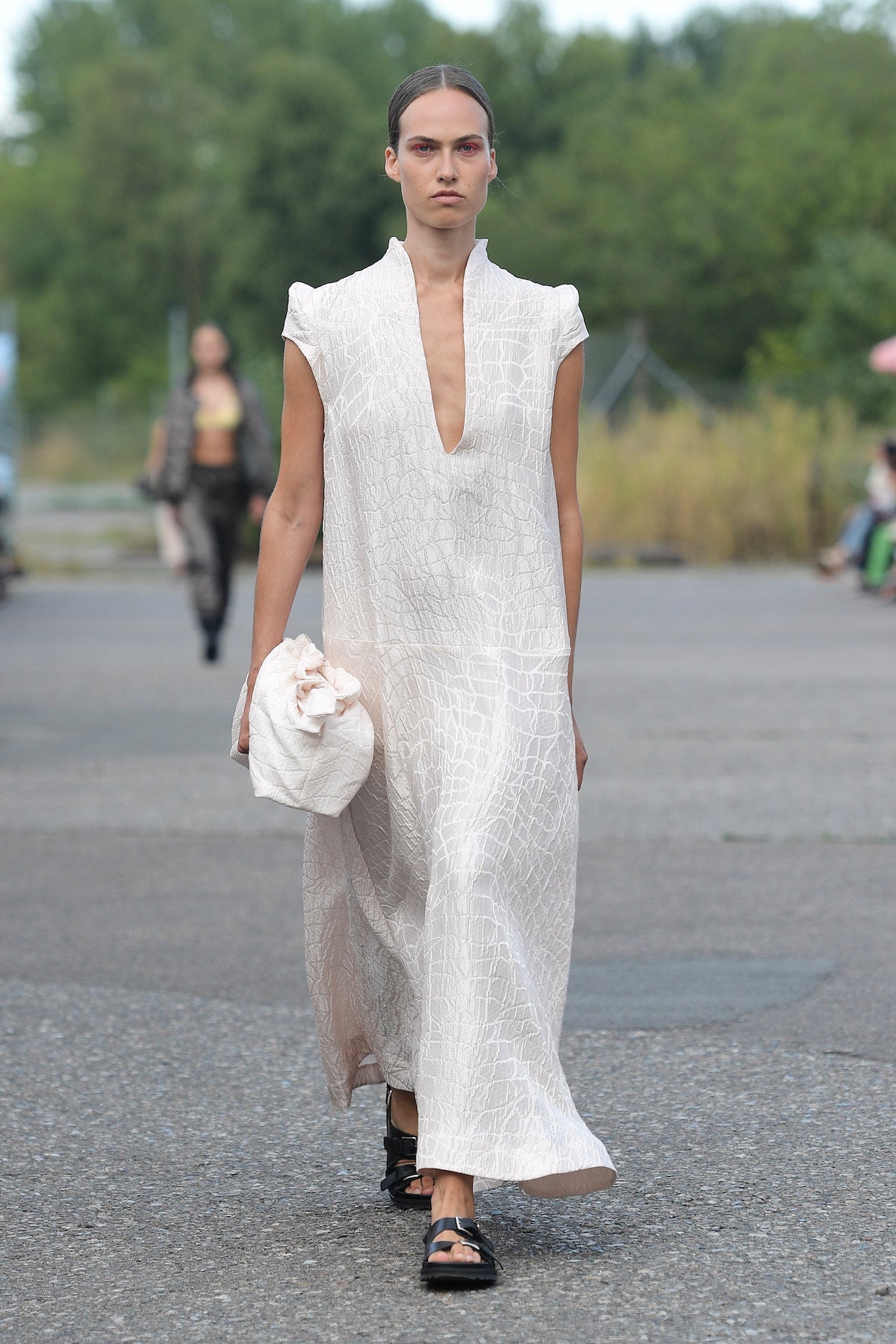 Jamilla - Taffeta jacquard long dress    2 - Rabens Saloner